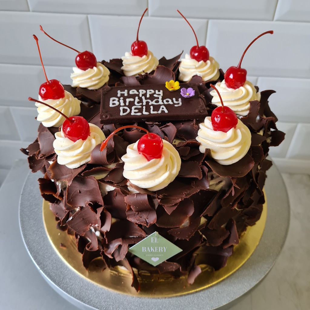 

3 layer 20cm Black Forest Cake Kue Ulang Tahun / Birthday Cake EL Bakery