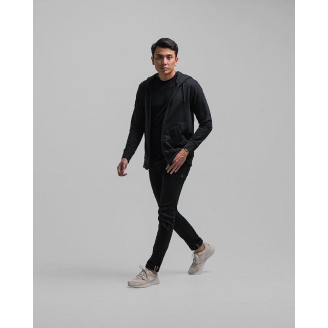 BASIC ZIP HOODIE BY KHAYR BASIC