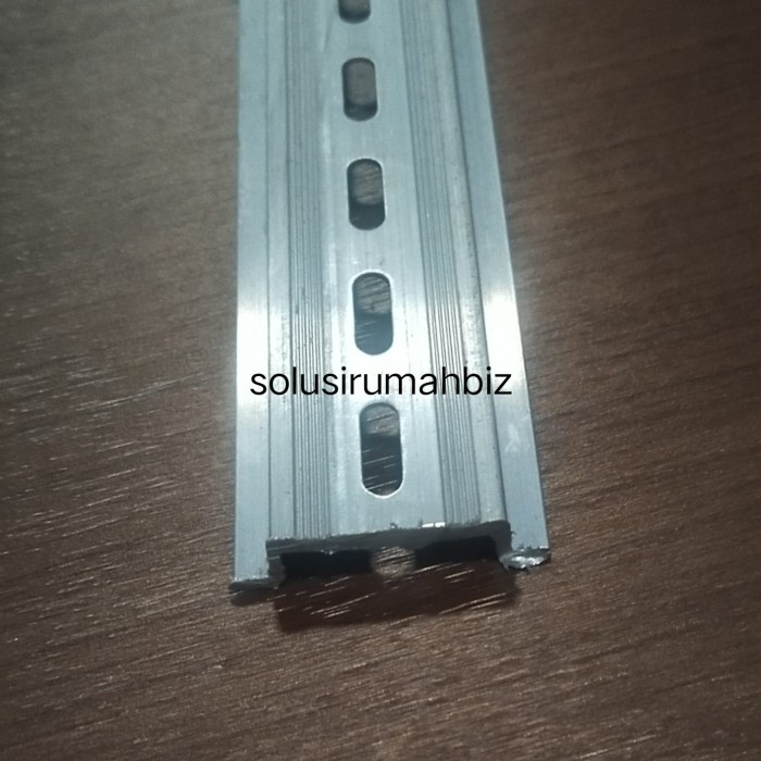 Per10cm REL LISTRIK RAIL LUBANG railing ALUMINIUM 35MM U PASANG MCB