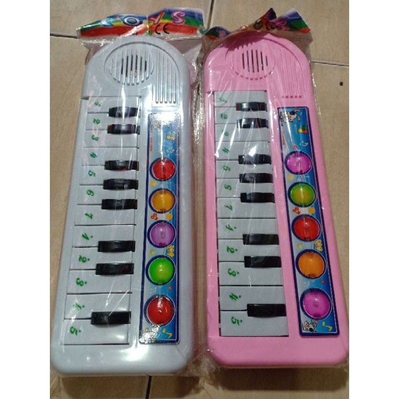 

maenan piano anak2