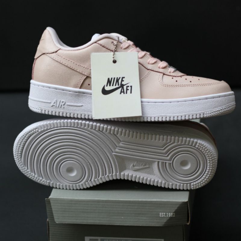 Nk Air Force 1 Low Peach White Sneakers Wanita Original Premium BNIB Full Tag / Air Force 1