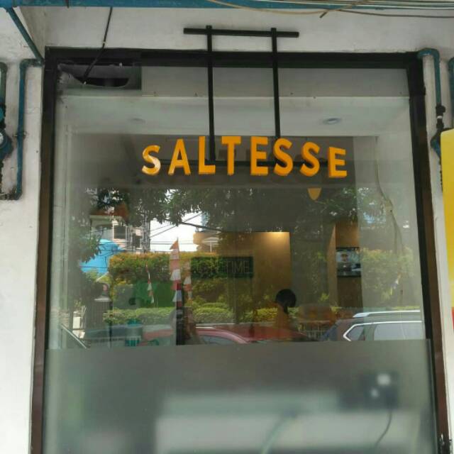 

AKRILIK HURUF TIMBUL