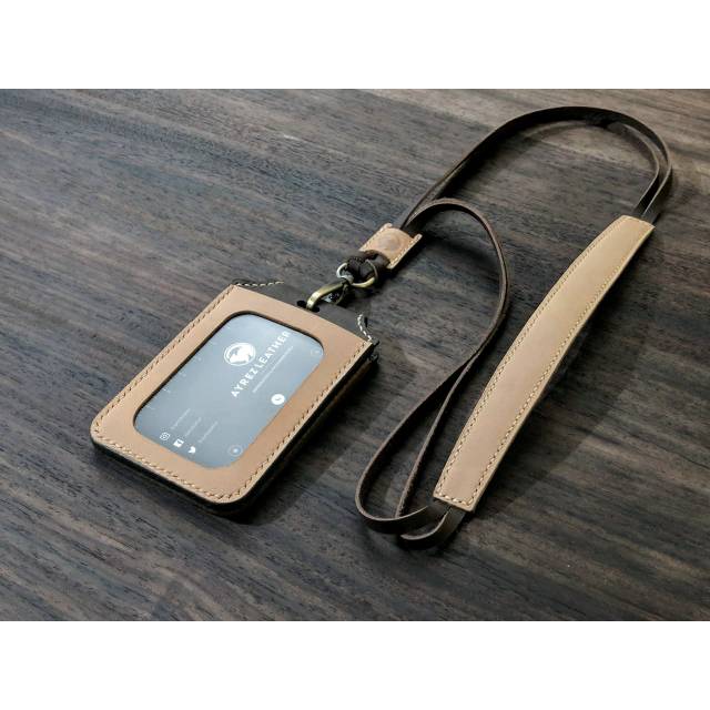 

Exclusive Name tag kulit-Id card holder kulit Asli-Leather Name Tag