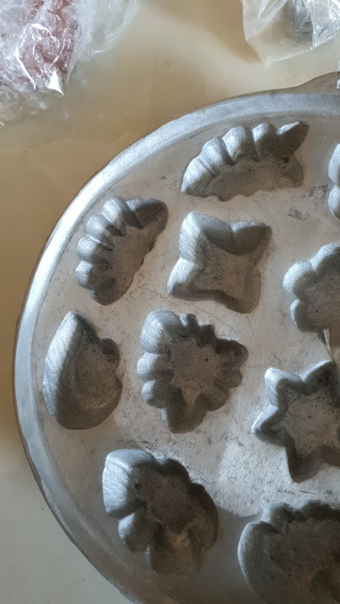 Cetakan Kue Bolu Karakter Puding Karakter Bunga Loyang Aluminium