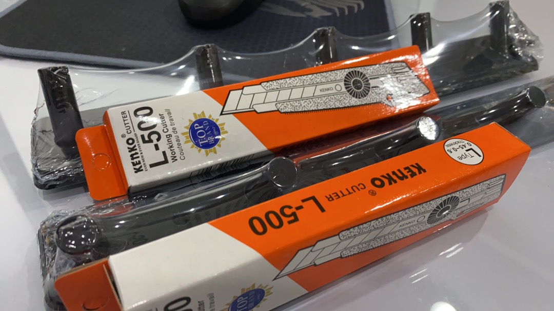 Gantungan Baju Kamar Mandi Handuk Dinding Tempel Kapstok Soligen