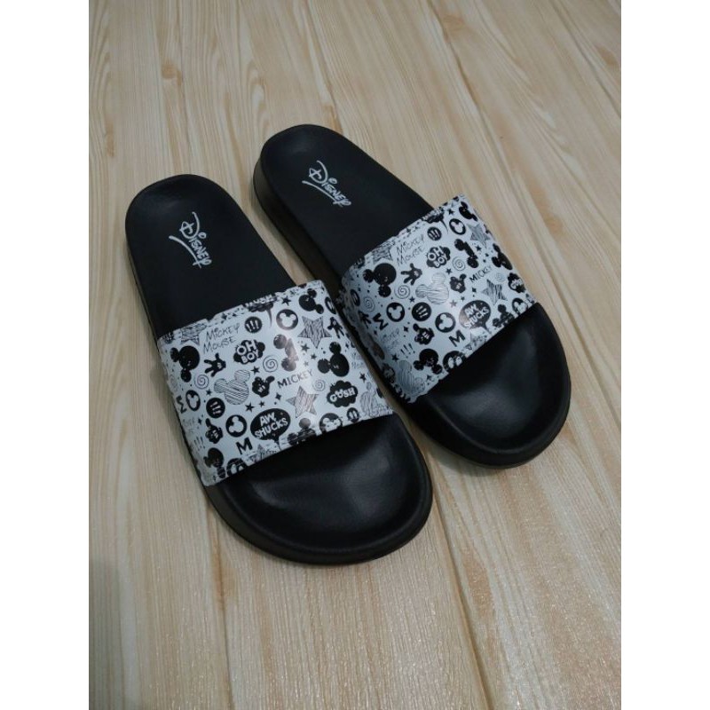 Sandal slide Mickey mouse women. Ukuran 36-40