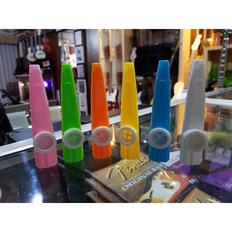 kazoo alat musik tiup