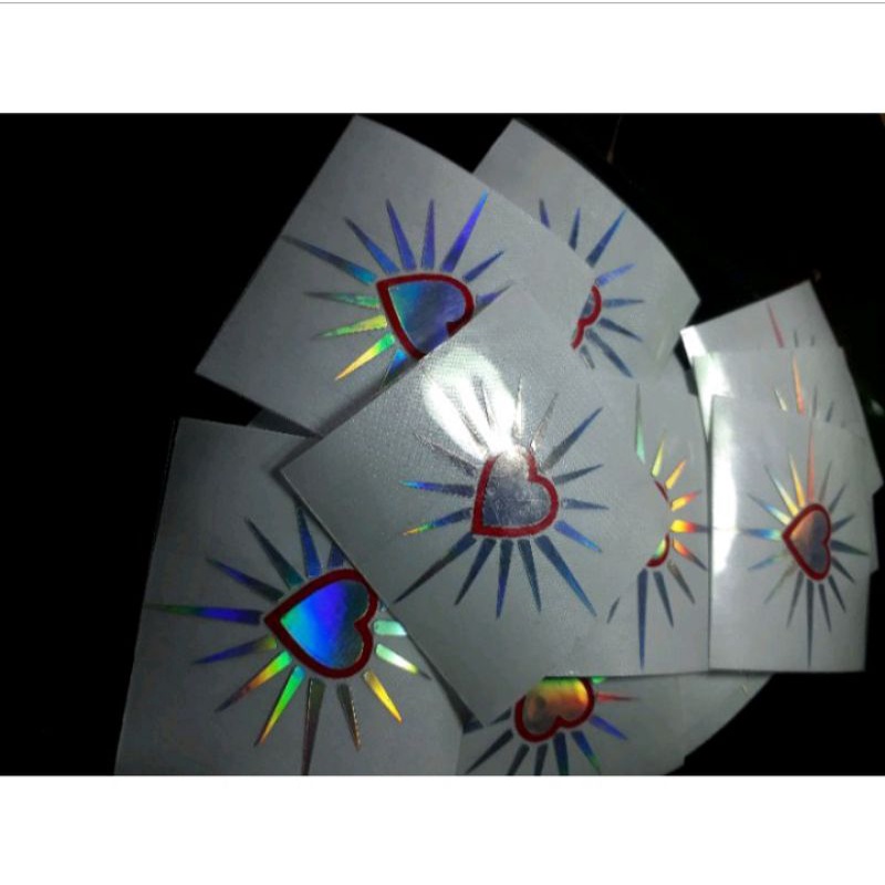 

setiker psht cutting ukuran 5×5 hologram