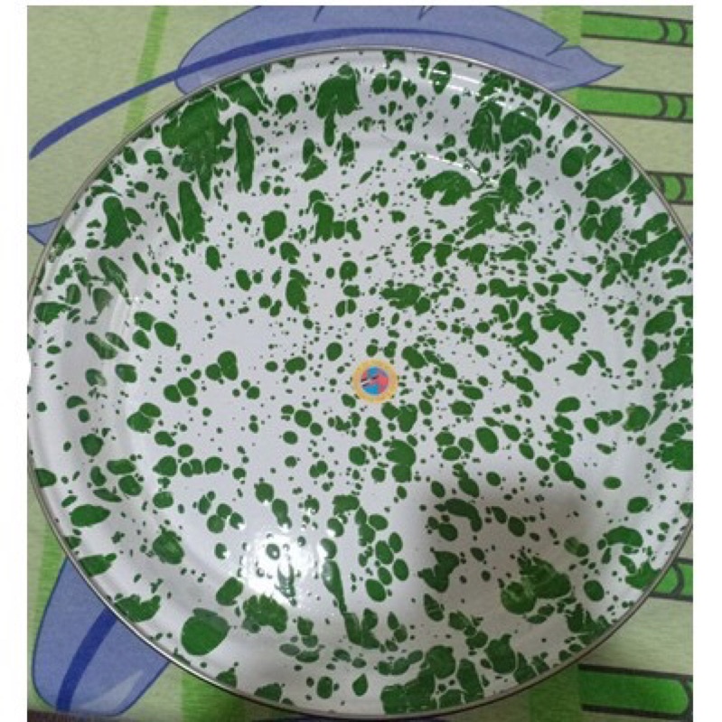 PIRING NAMPAN BAKI ENAMEL KALENG SENG BURIK BLIRIK BLURIK LURIK LOREK BATIK JADUL ANTIK KUNO HIJAU 3