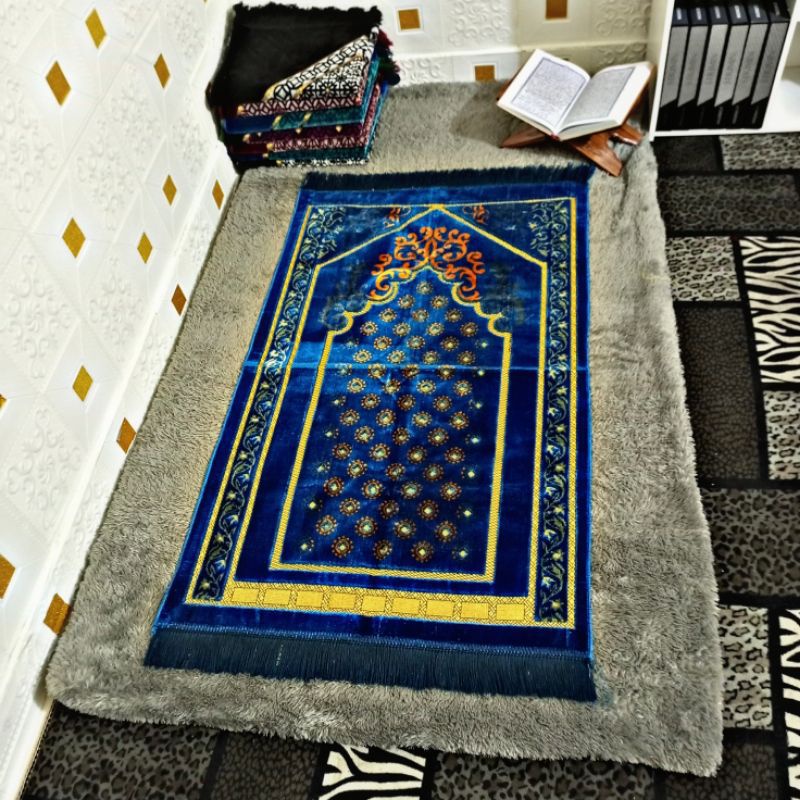 sajadah Turky tebal premium/sajadah Turky bludru tebal