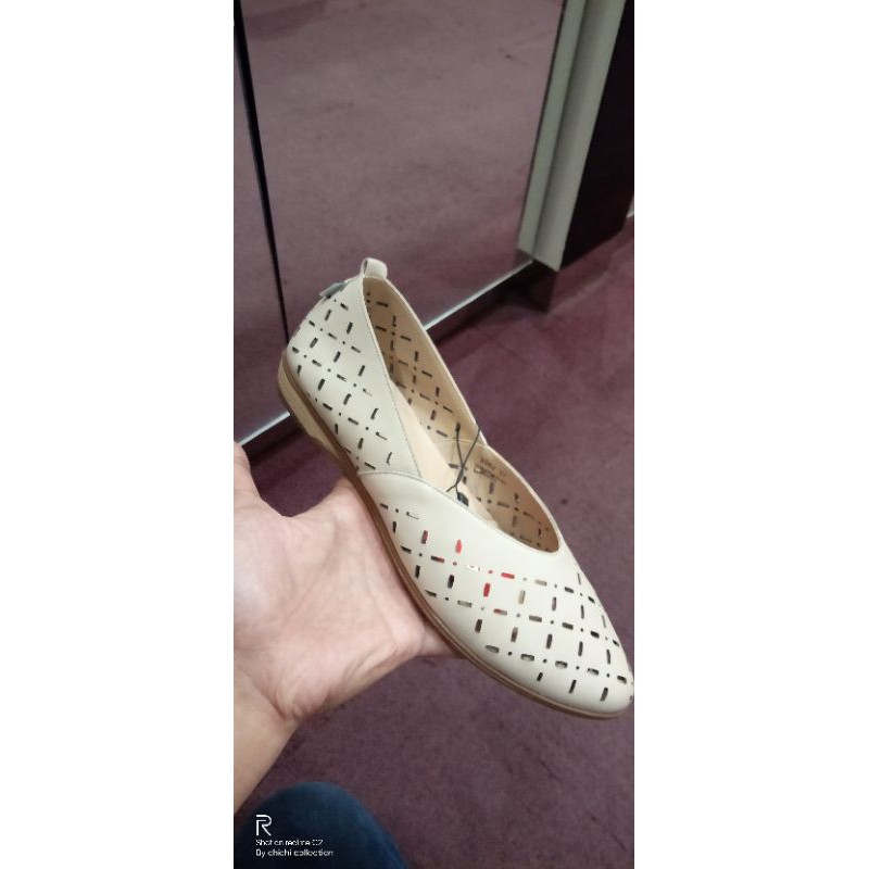 Sepatu Kickers Ladies