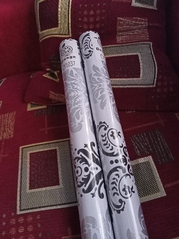 Batik Hitam Silver Wallpaper Sticker Dinding Motif Ukuran 45 Cm X 10 M Cy1037| 4 Kilo Isi 3 Roll