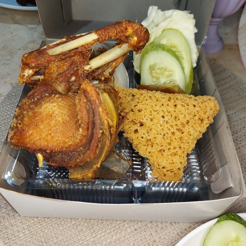

Paket Nasi Box Bebek Kremes/ Nasi kotak Bebek Kremes/ Nasi Kotak