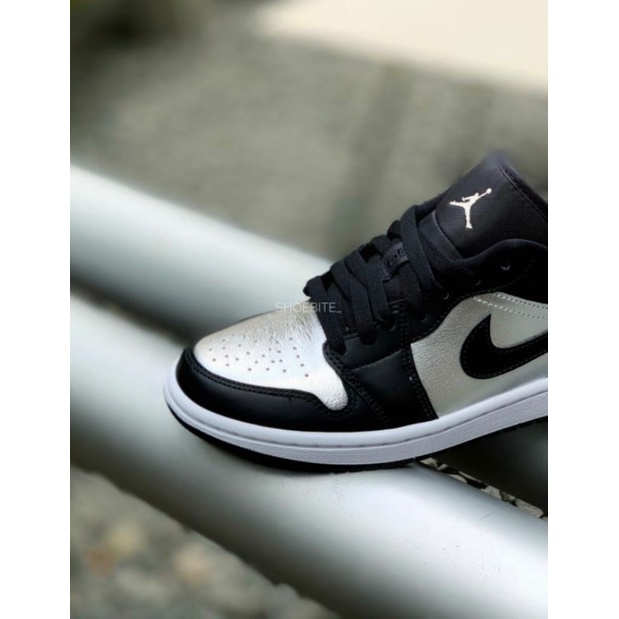 nike air jordan 1 low wmns SE silver toe