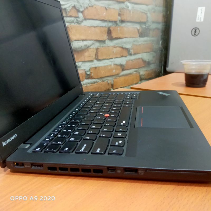 LAPTOP Lenovo ThinkPad T440s  i7 Gen 4 Ram 8GB SSD 128GB Camera Wifi