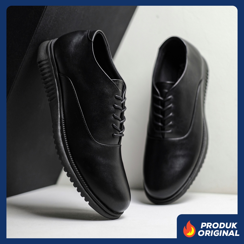 LONDON 2.0 FULL BLACK ORIGINAL x KENZIOS Sepatu Kulit Sapi Asli Hitam Pria Formal Pantofel Kerja Kantor Dinas Resmi Guru PNS Kantoran Pesta Undangan Wedding Kondangan Nikah Wisuda Casual Oxford Genuine Leather Footwear Big Size Jumbo Ukuran Besar 44 Keren