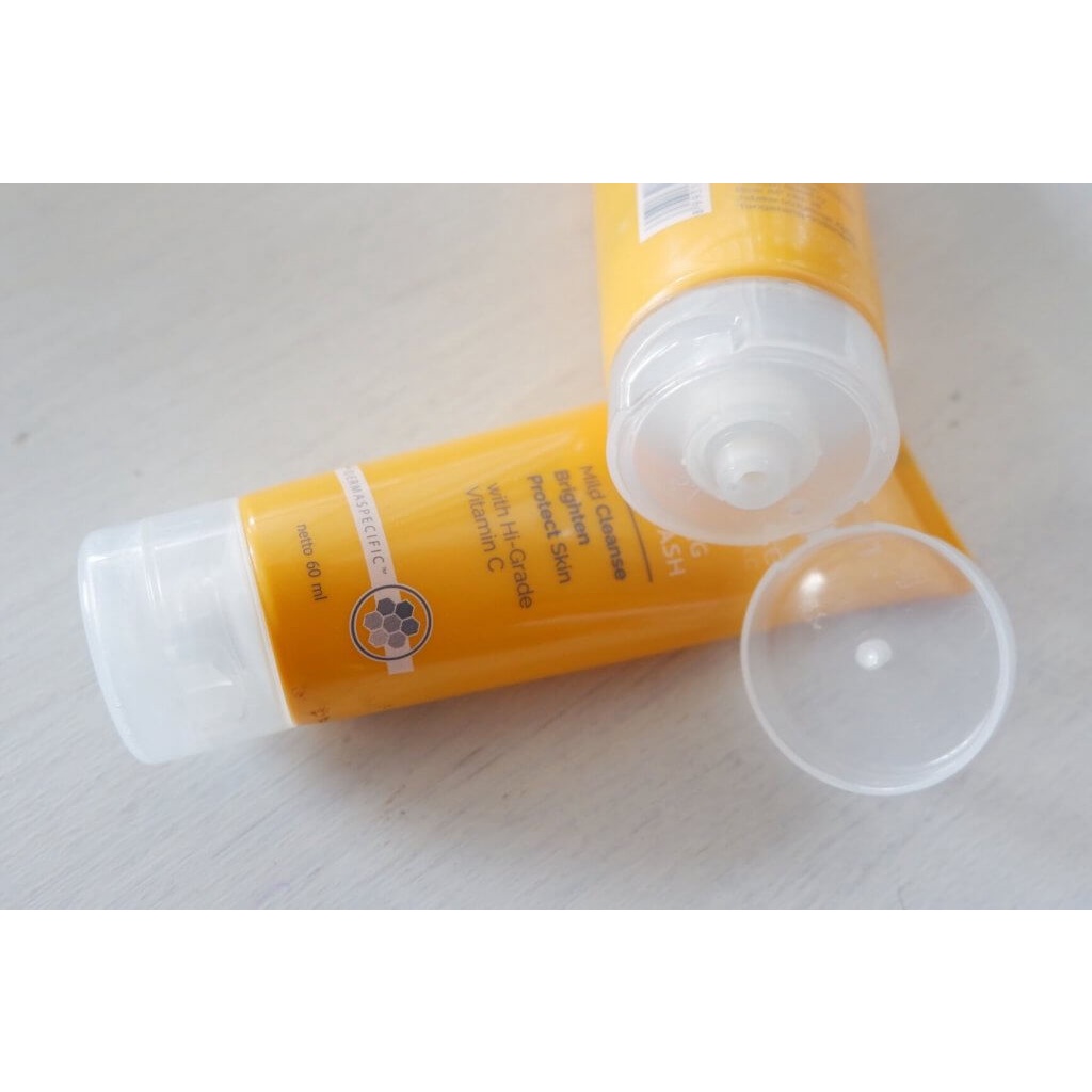 (Pembersih Wajah) Wardah C-Defense Energizing Creamy Wash / WHIP Foam 100 ml / 60 ml / 50 ml - Skincare  Vitamin C Menjaga Kelembaban Mencerahkan Wajah -  Defence - Facial Wash Sabun Cuci Muka Pencuci Wajah Cleanser Pemcuci