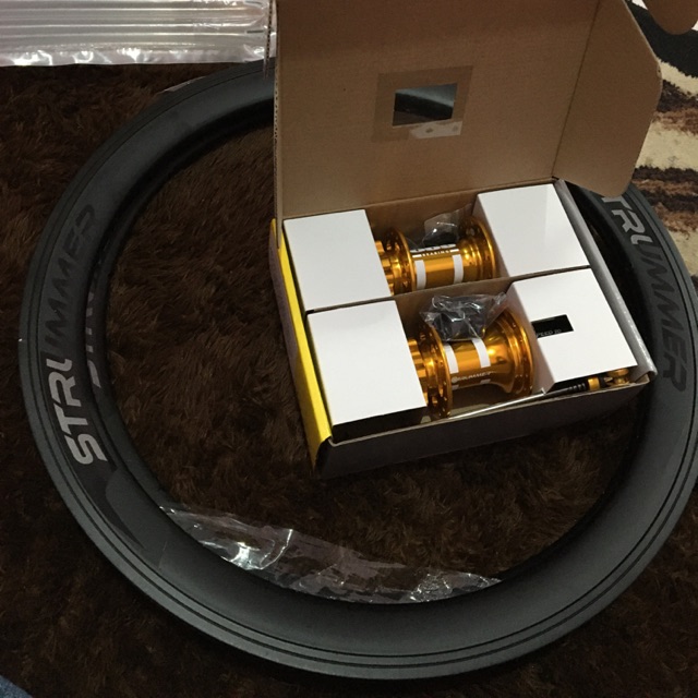 rims strummer 20 1 3/8 dan hub strummer 009 32H gold