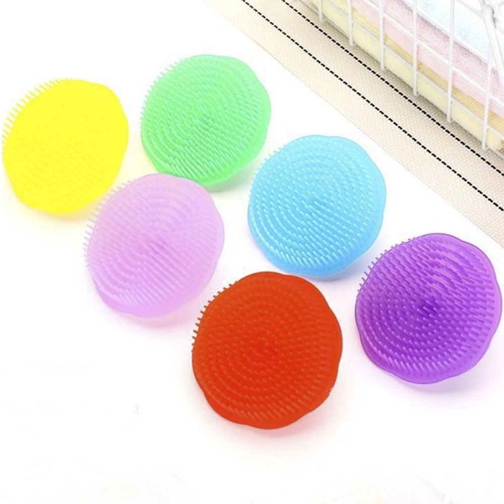 【COD Tangding】Bathroom Head Comb Brush Shampoo Comb Pet Bath Brush Supplies Plum-shaped Round Brush