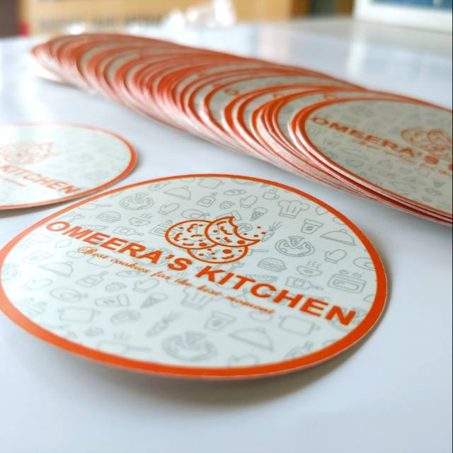 

STIKER LABEL PREMIUM QUALITY/STIKER LABEL UNTUKBMAKAN DAN MINUMAN DESIGN ELEGANT