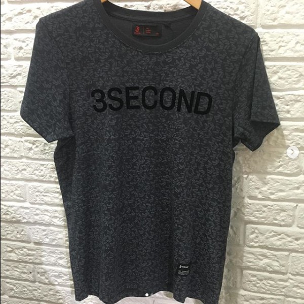 KAOS 3 SECOND PRIA ABU