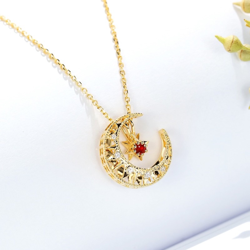 Kalung Rantai Lapis Emas Dengan Liontin Bulan Sabit + Bintang Ruby Untuk Wanita