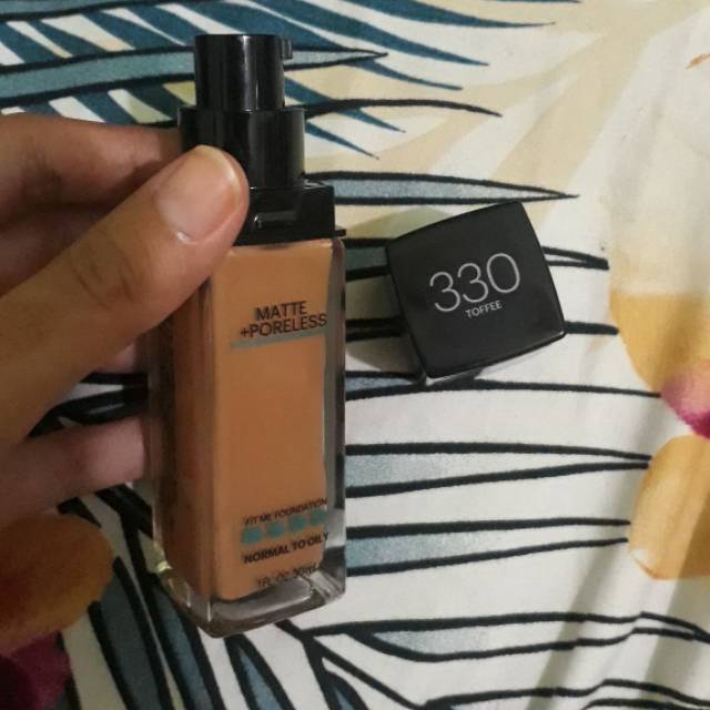 Maybelline FitMe Matte + Poreless Foundation 330 TOFFEE