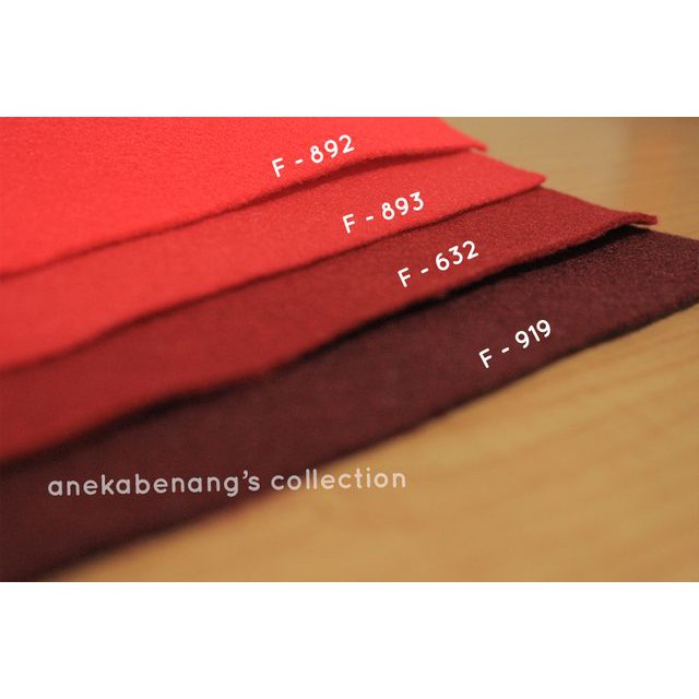 Kain Felt - Merah (50 cm x 90 cm)