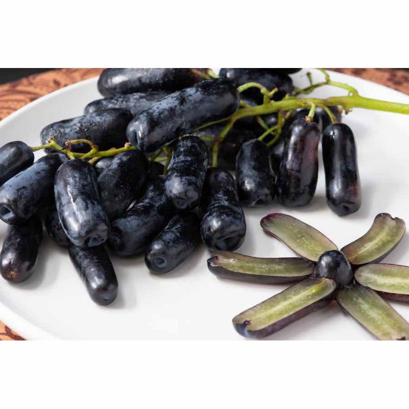 

LOLA Langsung Order Langsung Antar Anggur Jari Moondrop Sweet Sapphire Black Seedless Grapes