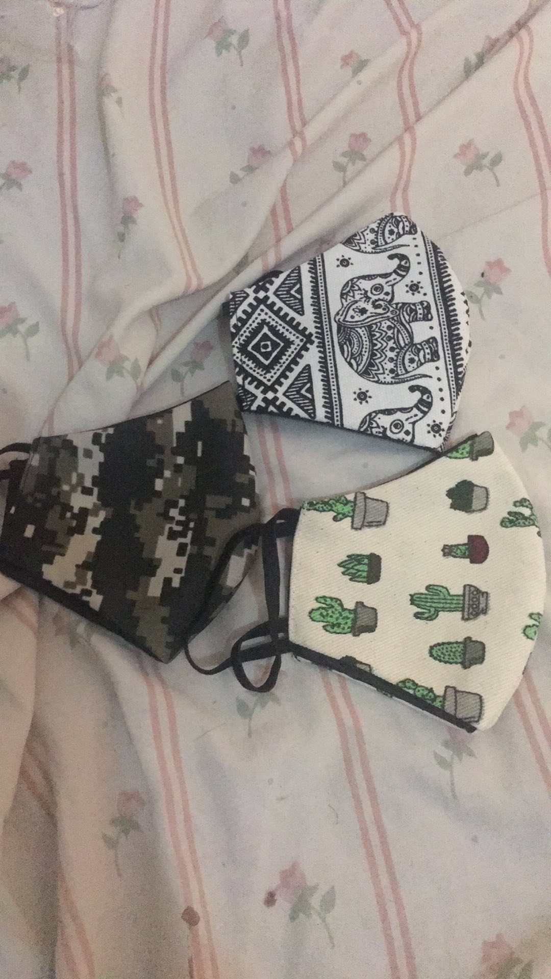 Masker Kain Motif Floral Tropical Adenia Daun Bunga Monstera Palem Palm 2 Lapis Kanvas Mask