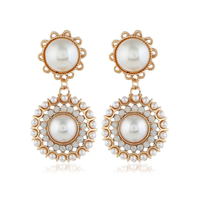 LRC Anting Tusuk Fashion Gold Pearl Earrings F49289