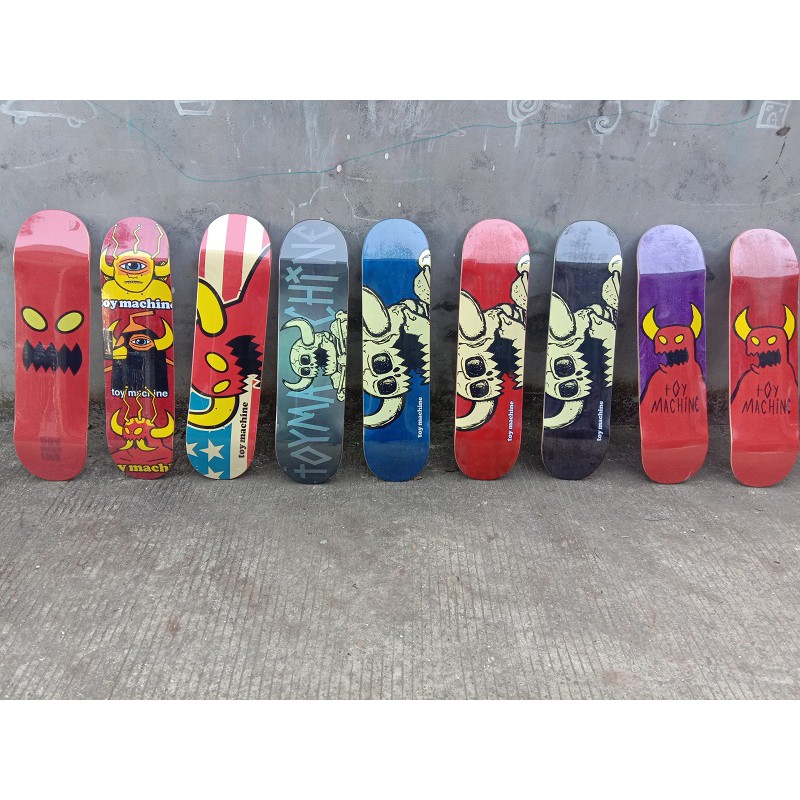 Impor Bermutu Tinggi Mainan Mesin skateboard Profesional Empat Roda Ganda Tendangan Ekor DIY set Piring fancy stunt action skateboard