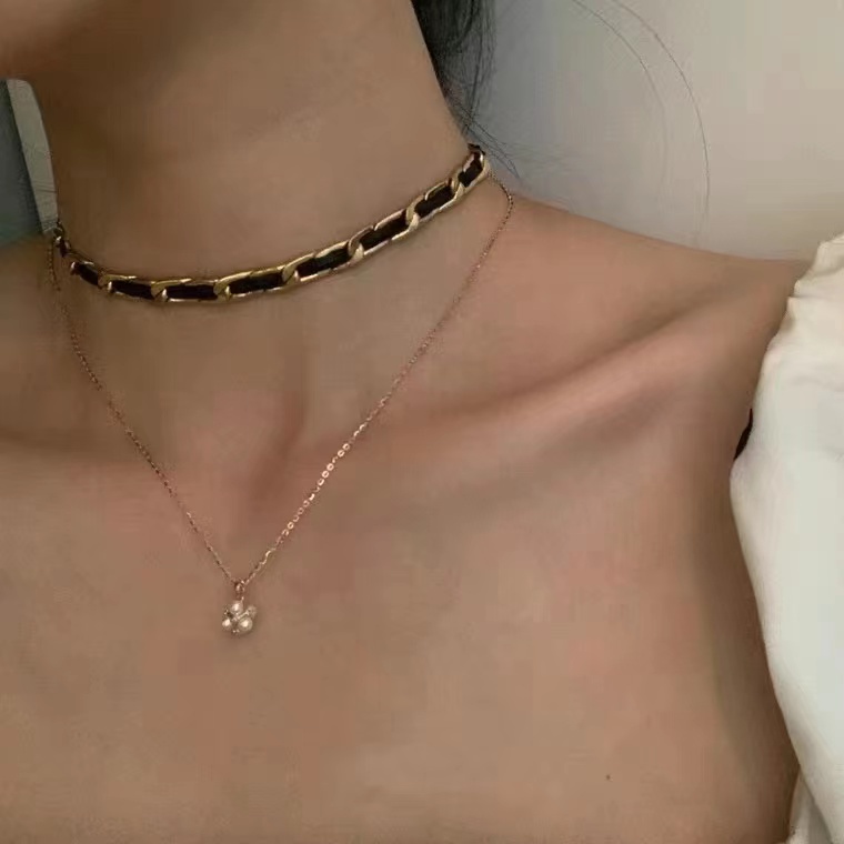 Kalung Bahan Titanium Steel Untuk Wanita