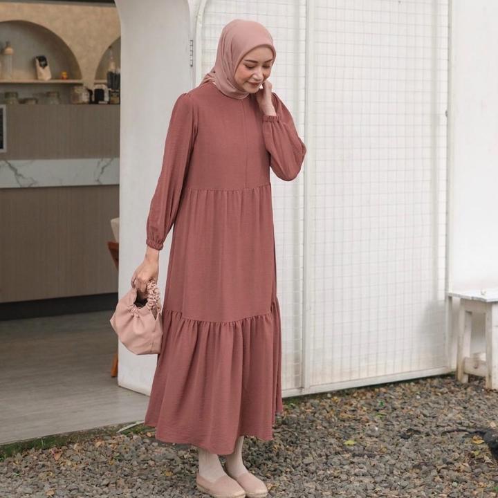 (PALING DIMINATI) Kienka - Elena Midi Dress