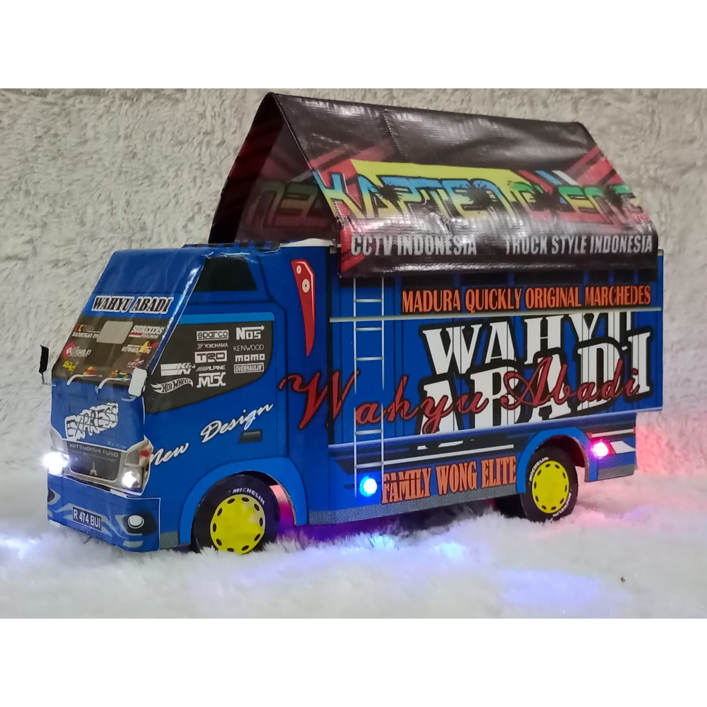 Miniatur truk oleng wahyu abadi