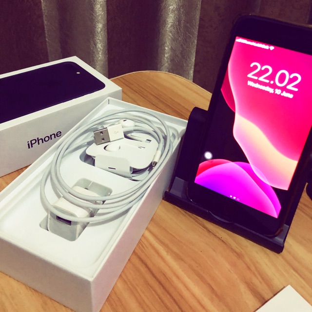 Iphone 7 Plus 128 GB (bekas pemakaian sendiri)