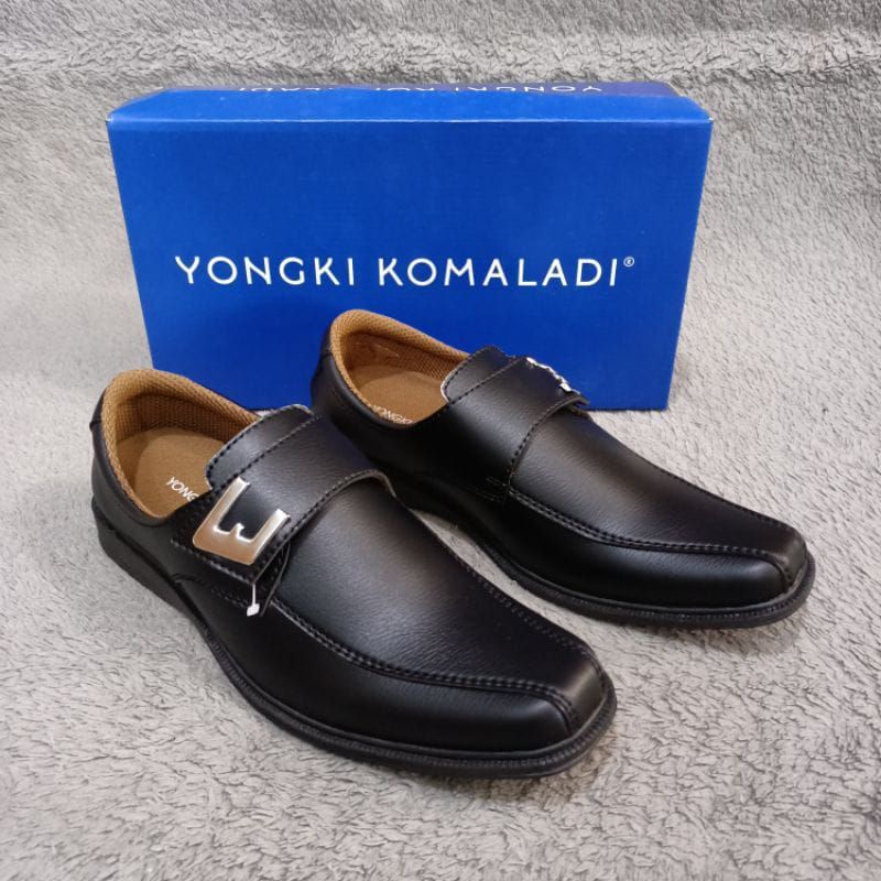 SEPATU FORMAL YONGKI KOMALADI HARGA DISKON