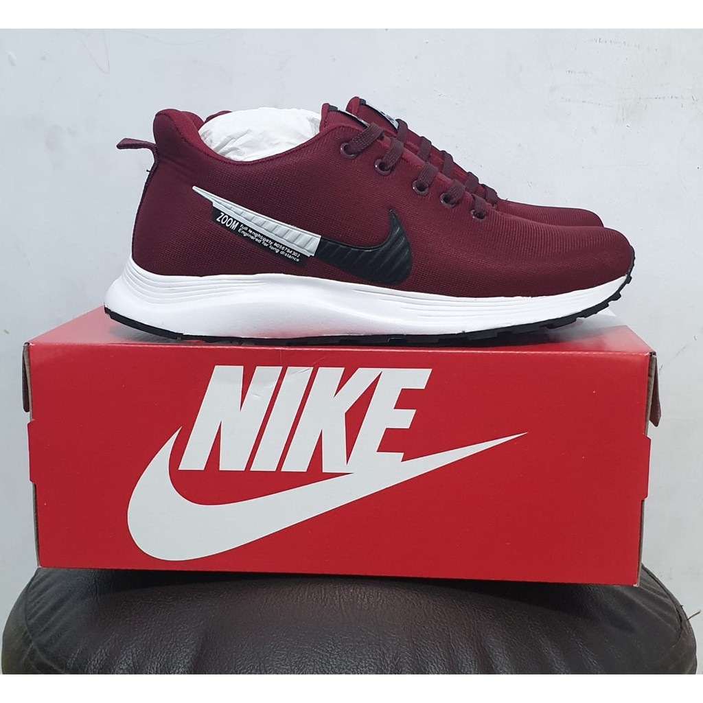 Jual SEPATU RUNNING NIKE ZOOM MERAH 