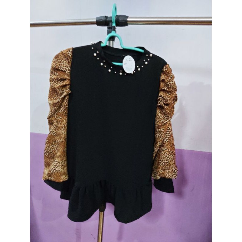 Atasan rajut By Mizzle