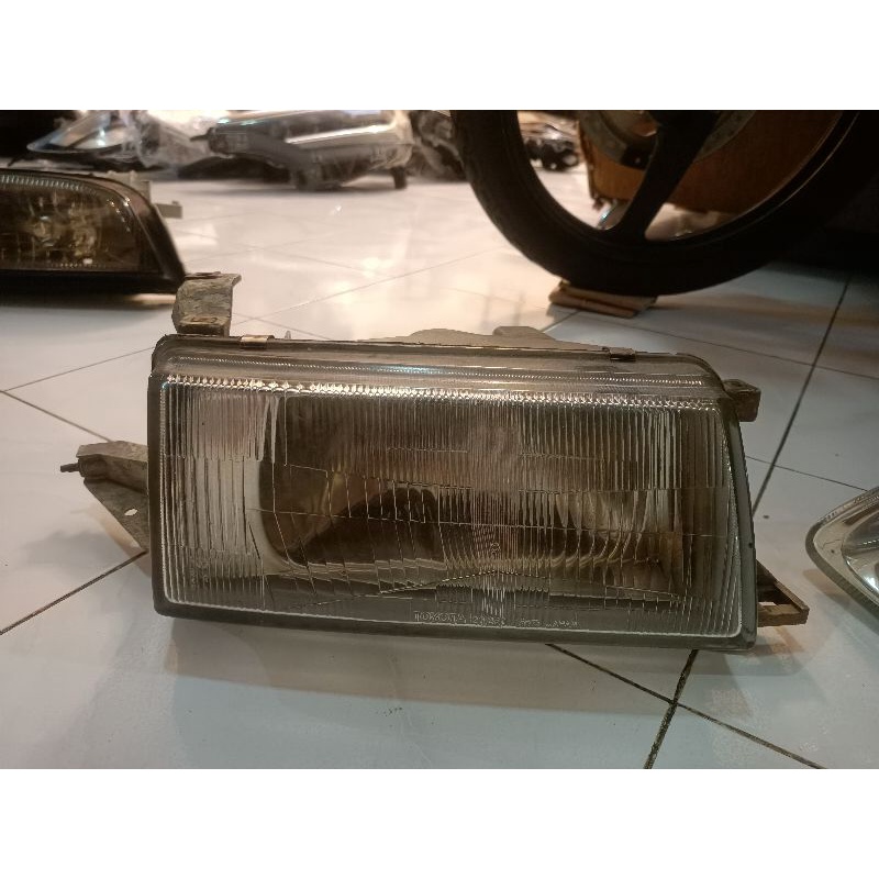 headlamp Toyota Corona 1990-1991 st171