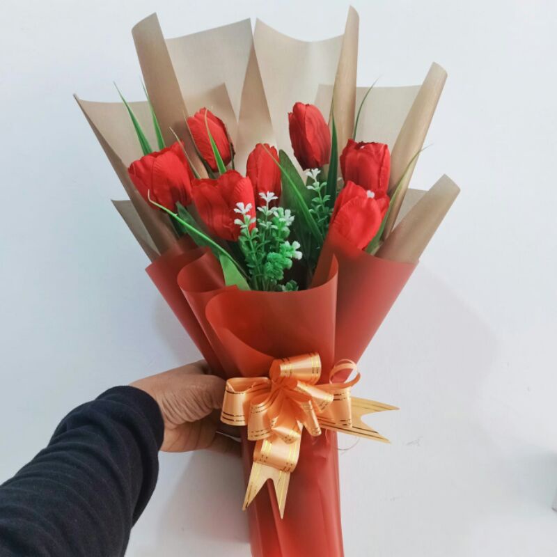 Sameday instan delivery - handbouqet tulip bunga plastik buket bunga wisuda/wedding, dll