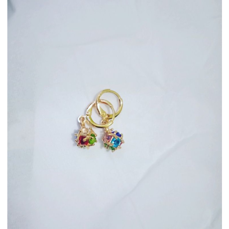 anting jepit wanita bola warna lucu