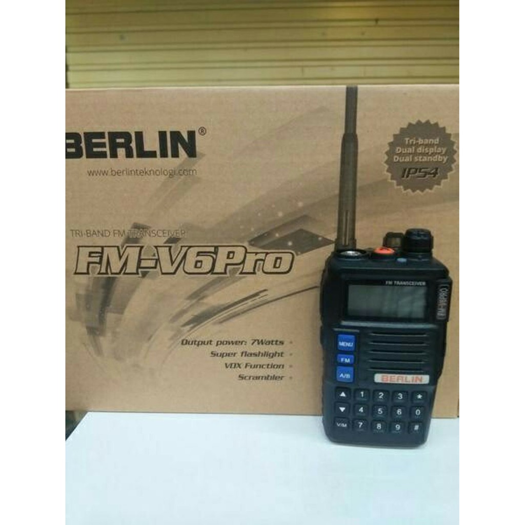 Promo Radio Ht Berlin Fm V6Pro 3Band Ip 54 Diskon