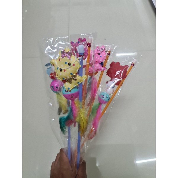 Mainan Kucing  Tongkat Stick dengan Bola / boneka