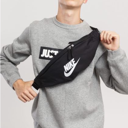Tas Pinggang Waist Bag Nike Sportwear Heritage Hip Pack Original BNWT khtgo