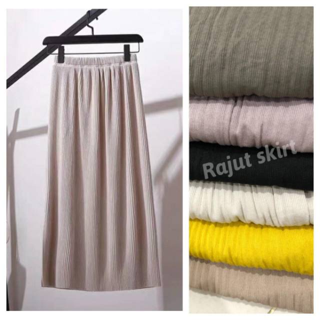 ROK RAJUT IMPORT