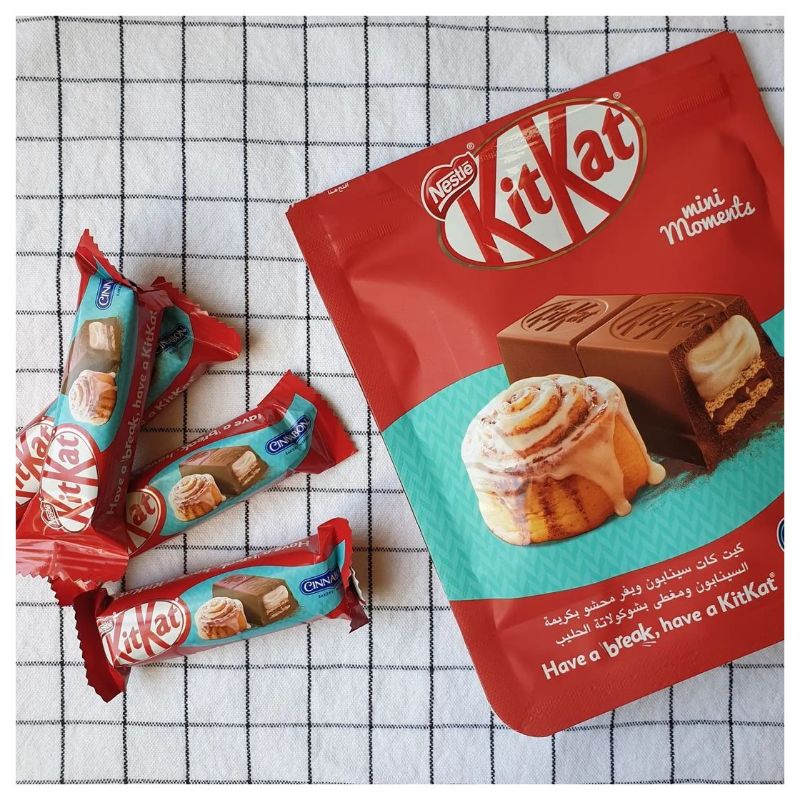 

KITKAT CINNABON LIMITED EDITION/ Makanan Populer Mesir