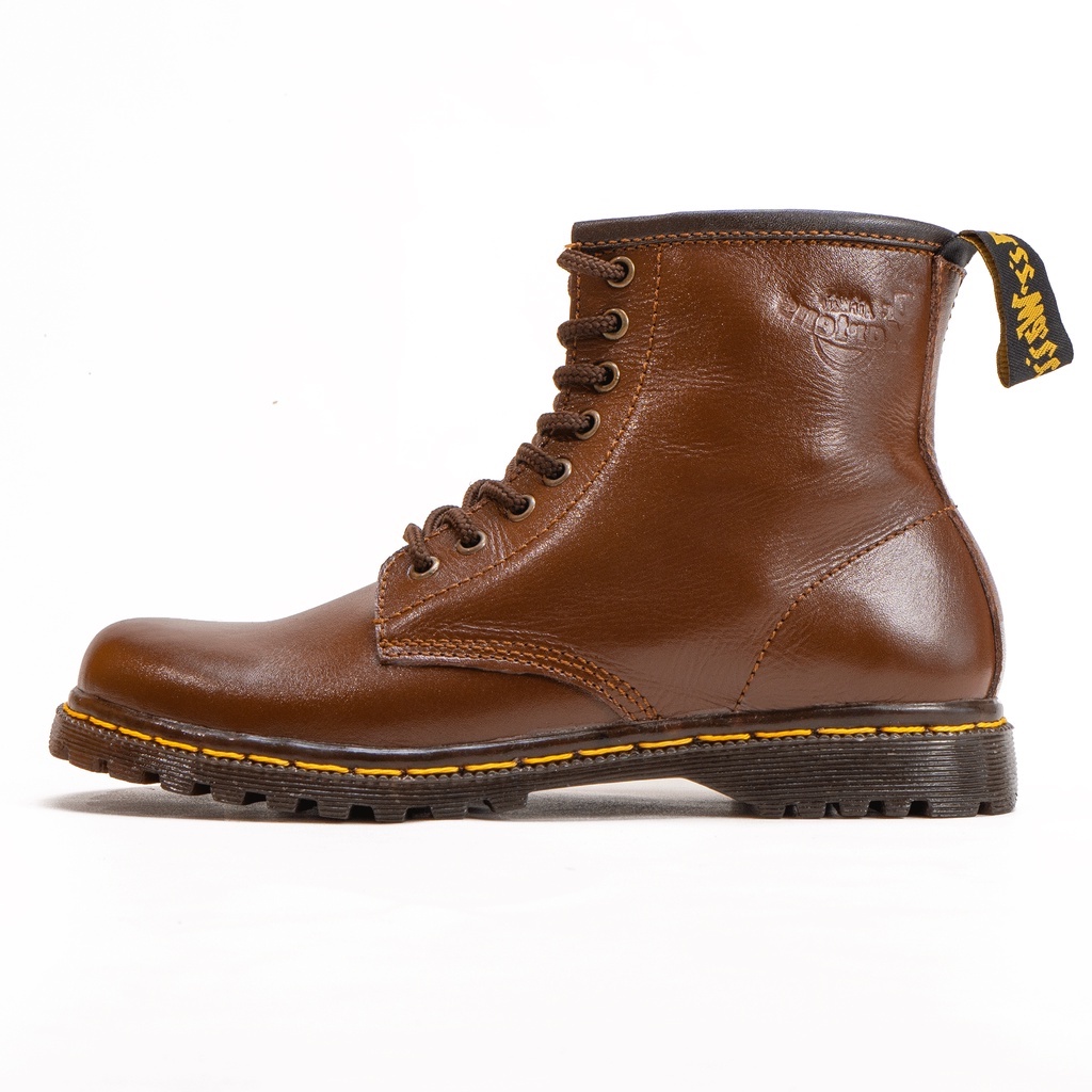 Sepatu Wanita Boot Casual Docmart Premium 1070