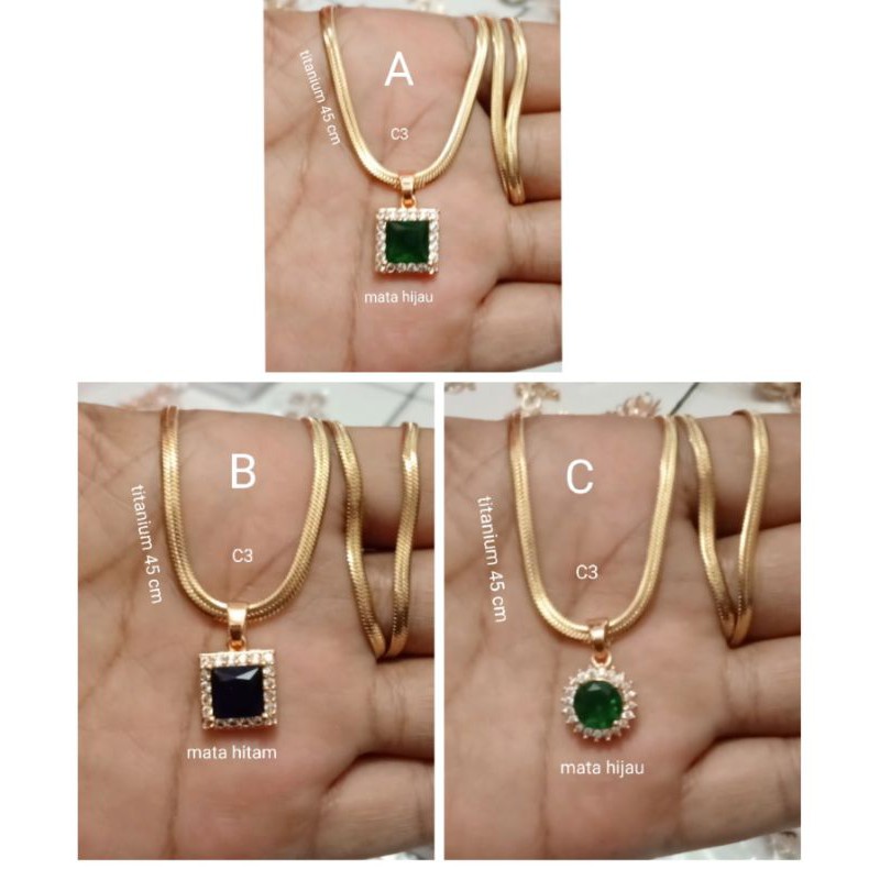 RL/CC12. Kalung titanium wanita lapis emas