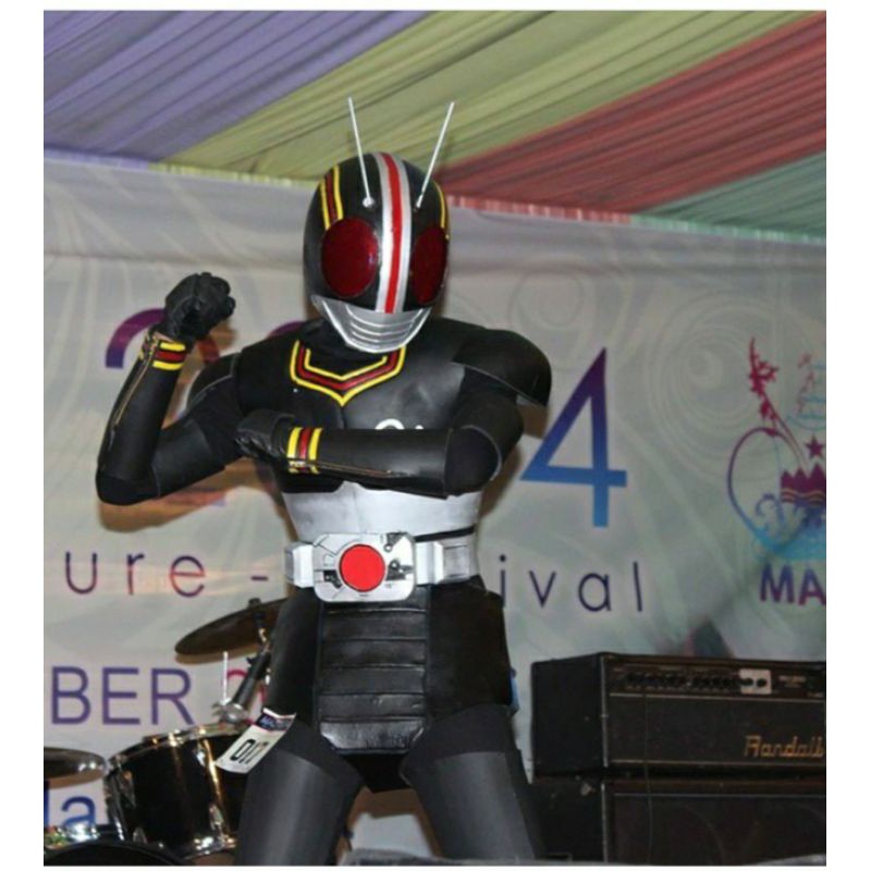 kostum cosplay kamen rider balck